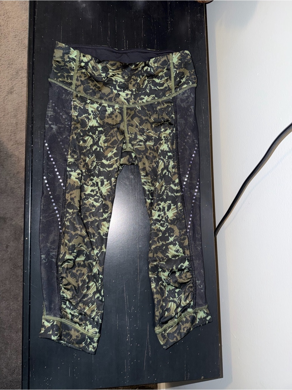 lululemon athletica Green Camo Cropped Leggings